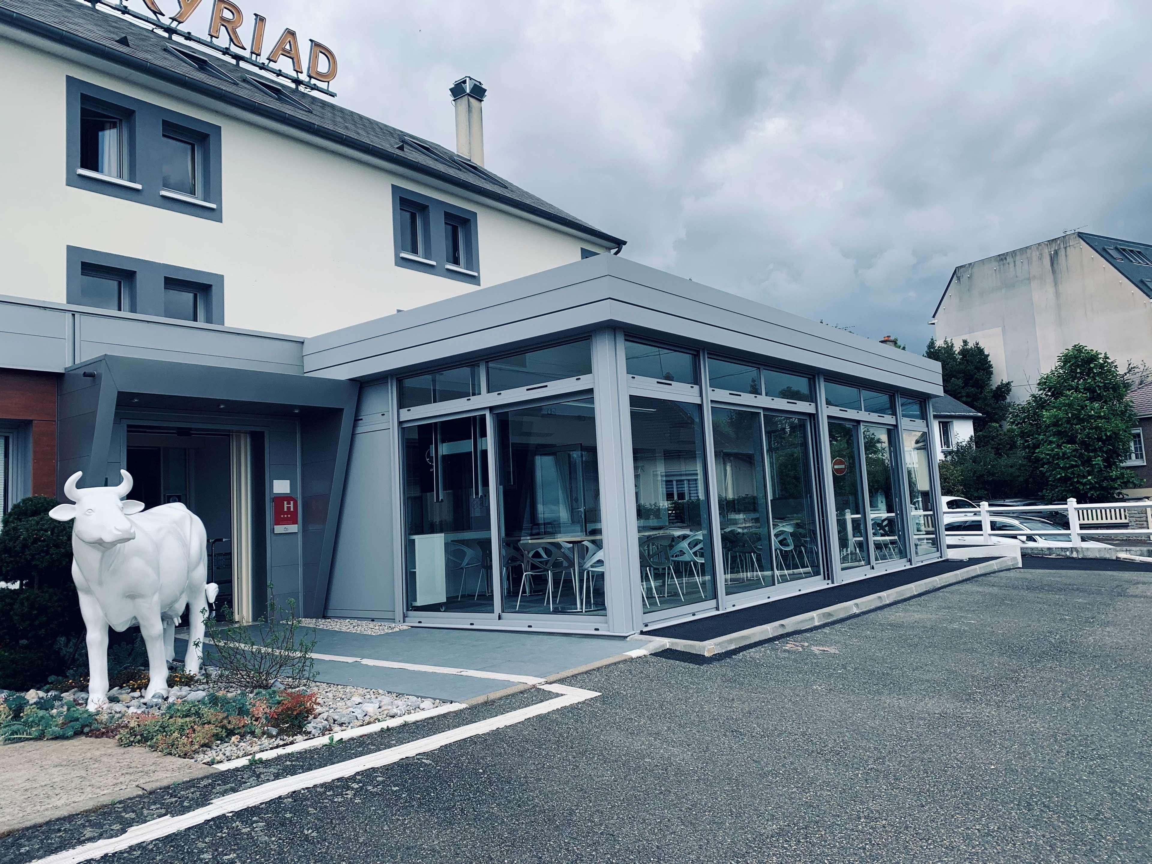 Kyriad Le Mans Est Hotel Exterior photo